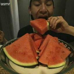 吃瓜奔驰原视频,一场网络狂欢背后的真相